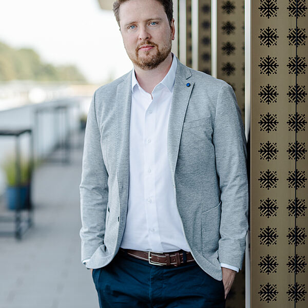 Oliver Adrian, COO & CRO, chargecloud GmbH